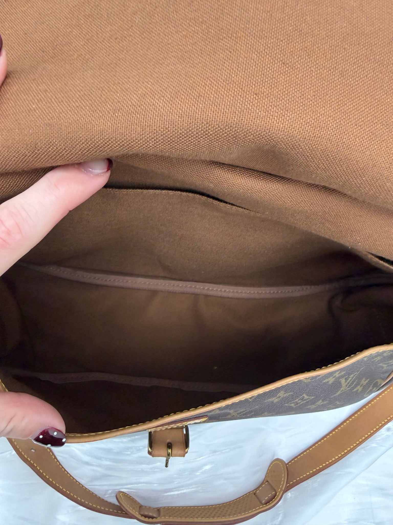 Louis Vuitton Monogram Saumur 35 Bag