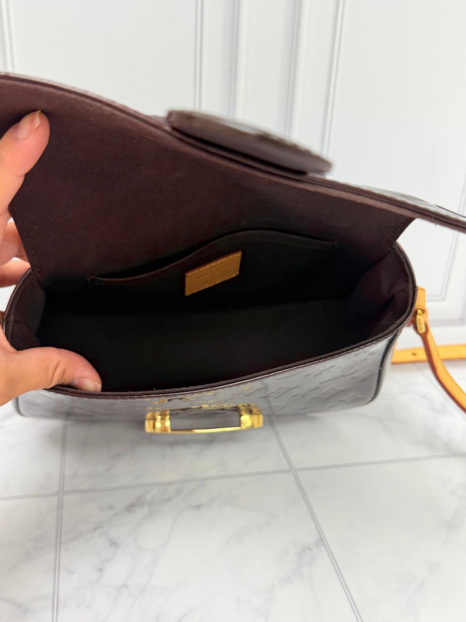 Louis Vuitton Monogram Amarante Vernis Leather Bellflower PM
