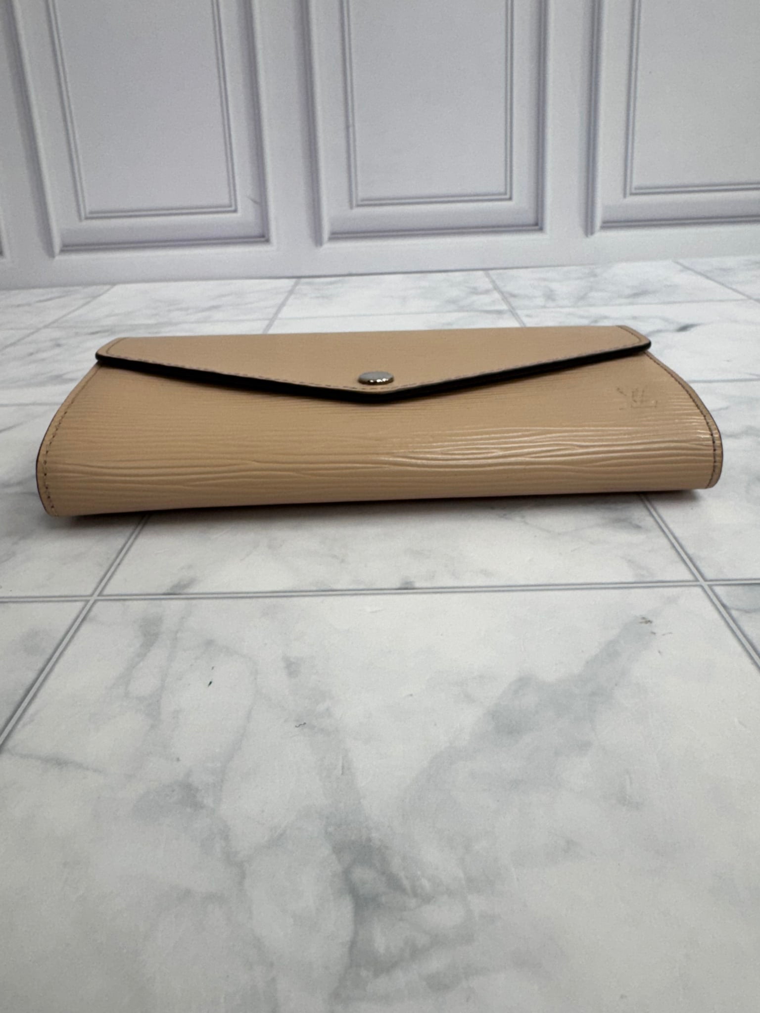 Louis Vuitton Beige Epi Leather Sarah Wallet