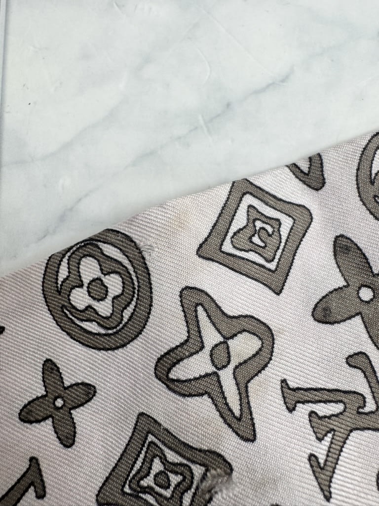  Louis Vuitton Light Pink Monogram Silk Bandeau 