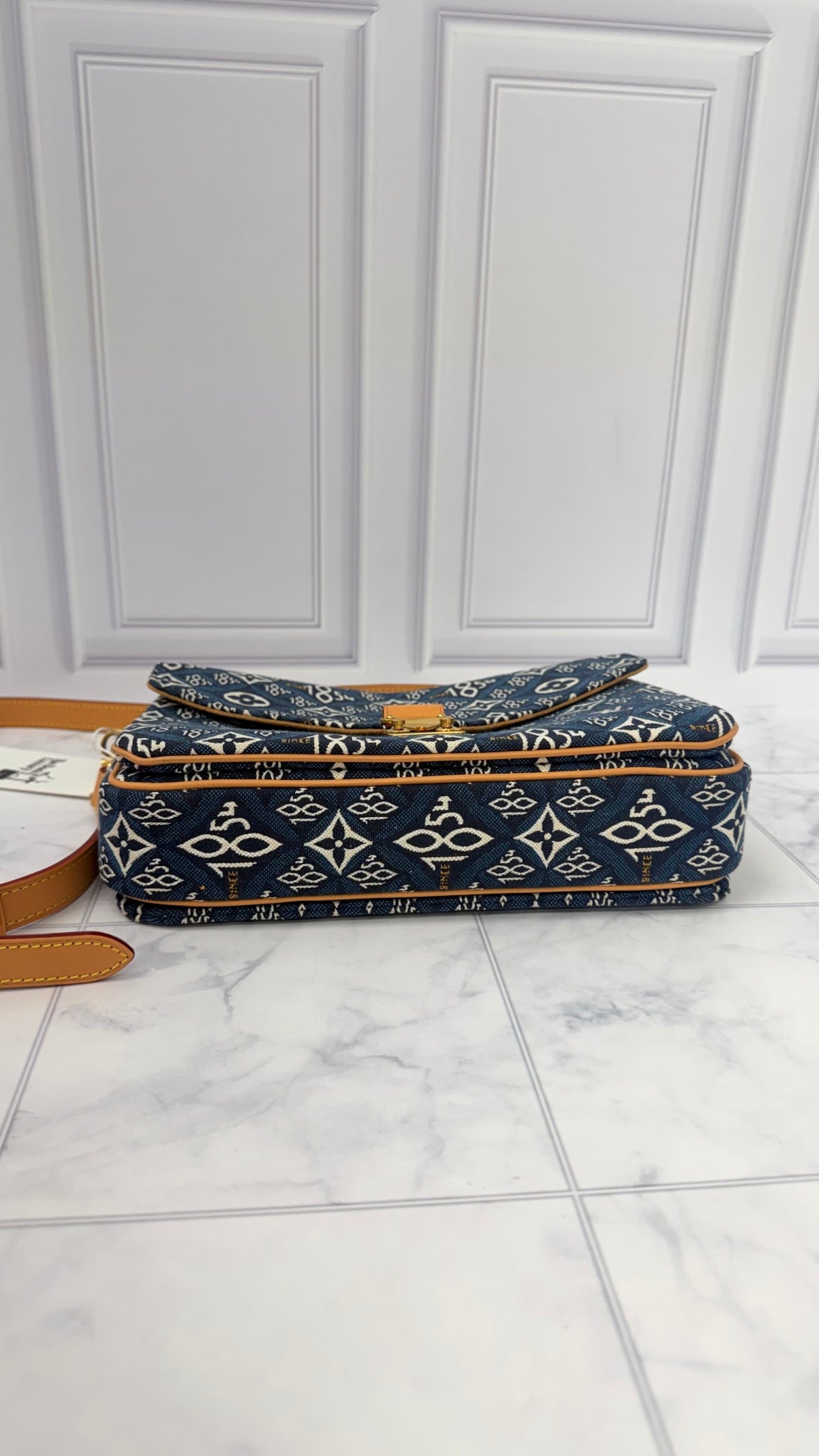 LIKE NEW - Louis Vuitton Monogram Blue Canvas 1854 Pochette Metis Crossbody Bag 