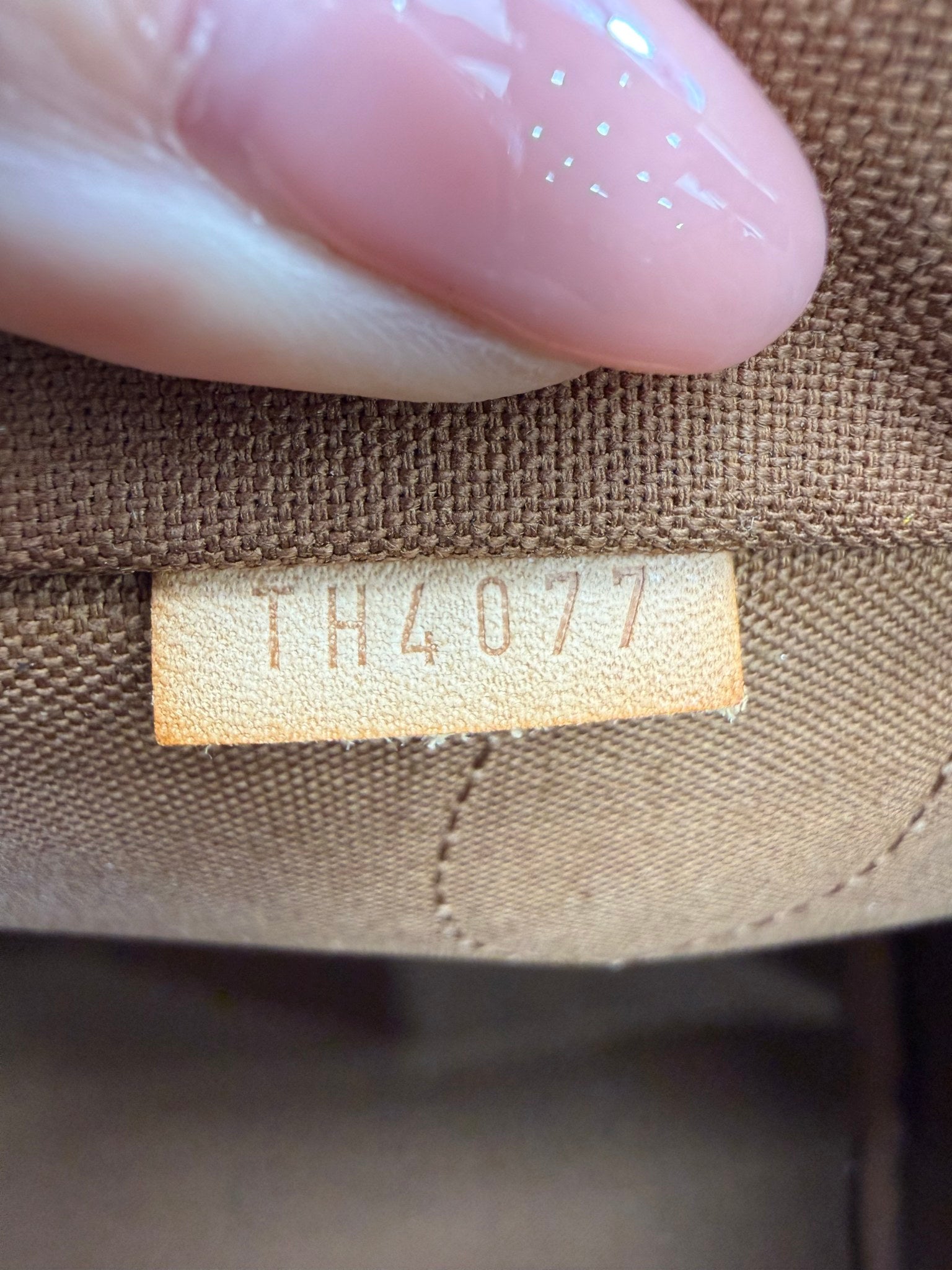 https://res.cloudinary.com/dyql5hig8/image/upload/v1758214694/qb7jvcajpvw1mabgsfrl.jpg