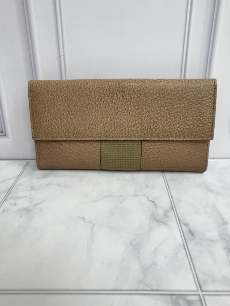 LIKE NEW - Gucci Beige Canvas And Leather Long Wallet