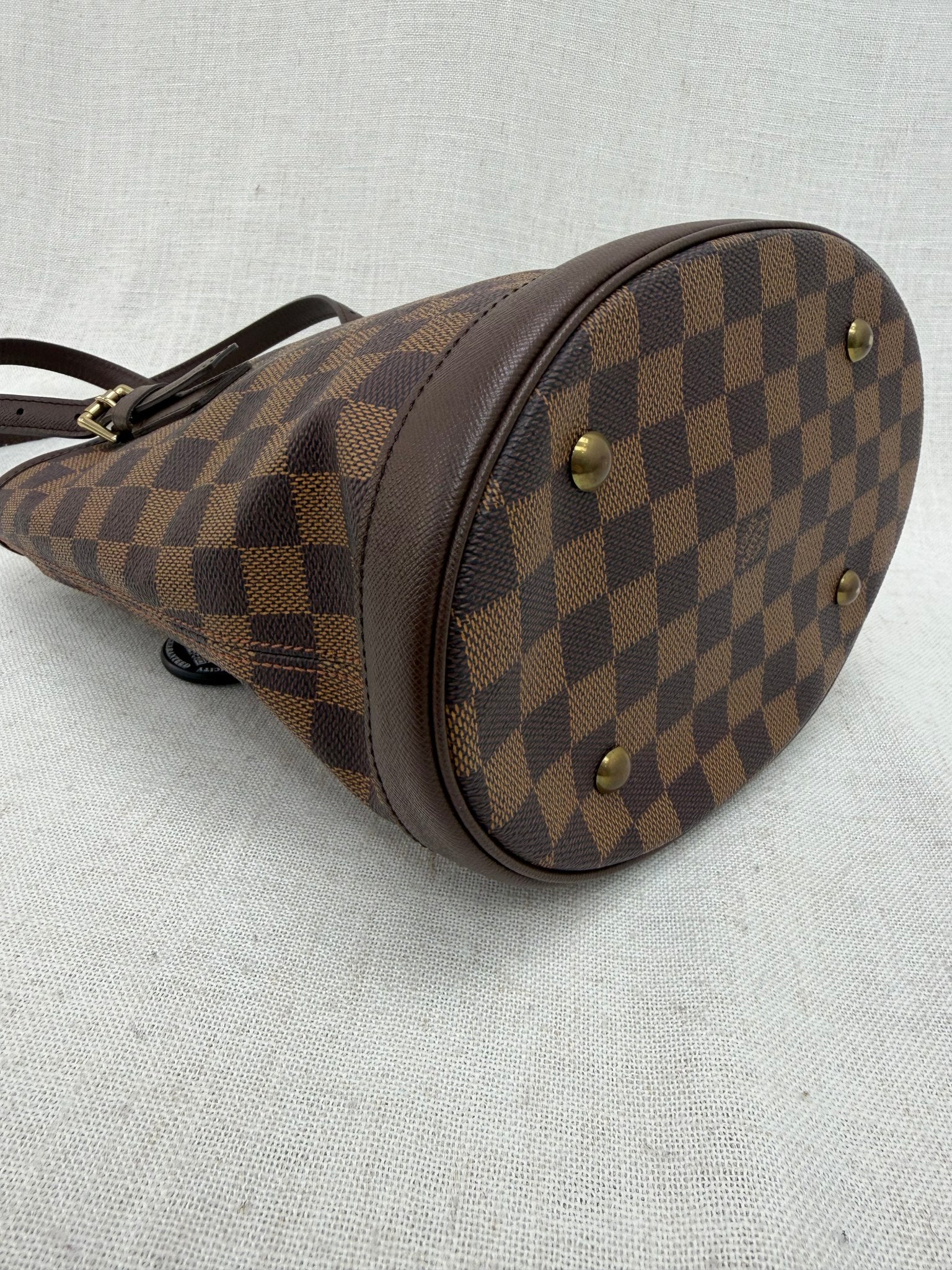 Louis Vuitton Damier Ebene Marais Bucket Bag