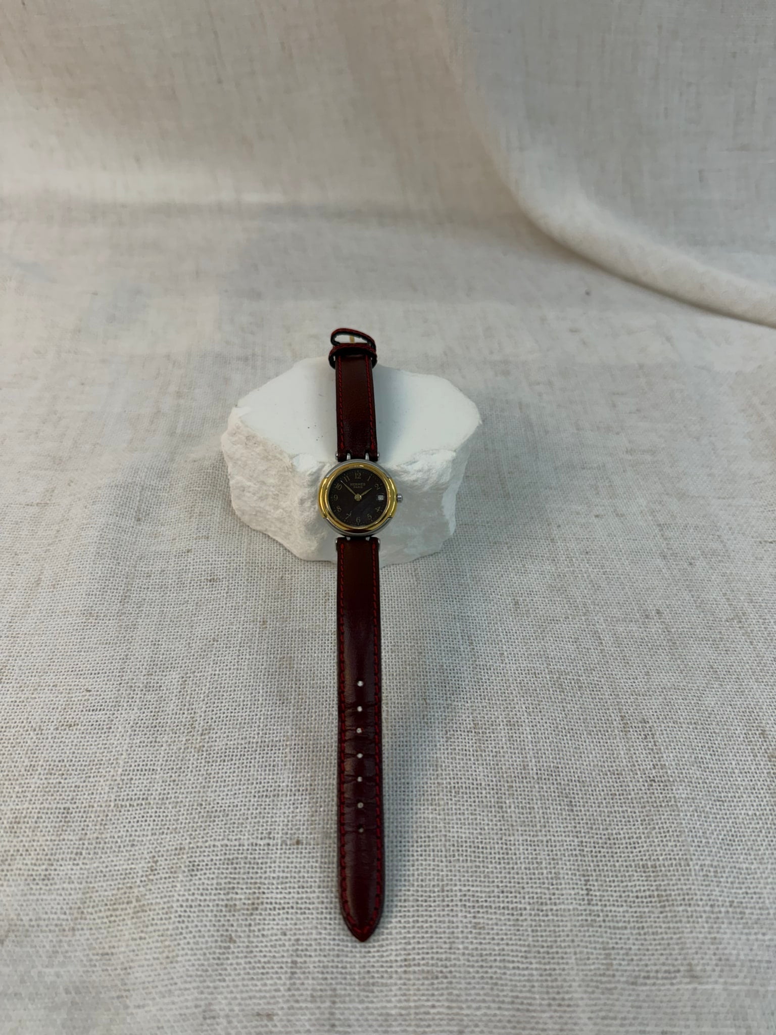 Hermes Bordeaux Leather Band Windsor Watch