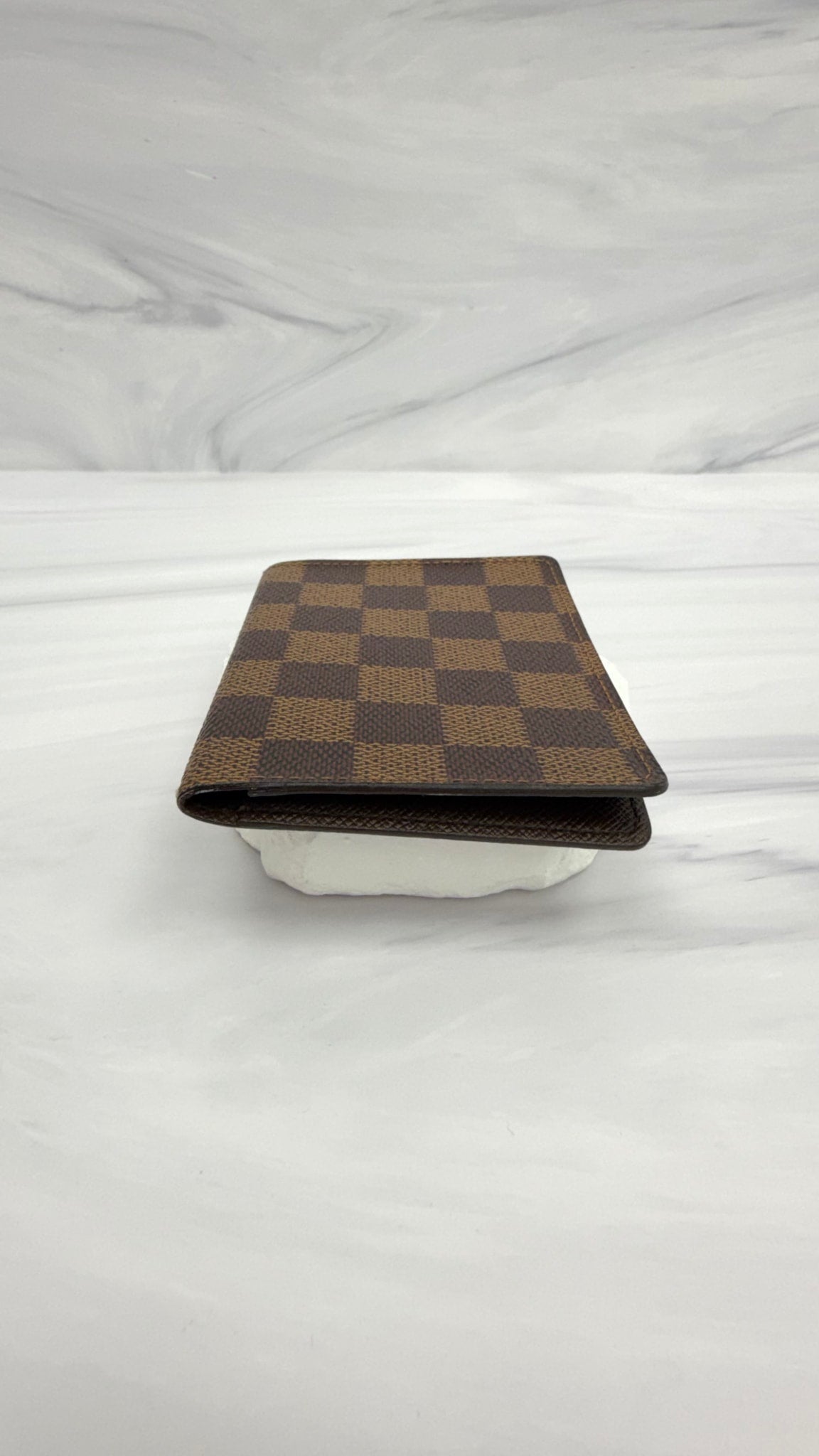 Louis Vuitton Damier Ebene Card Holder