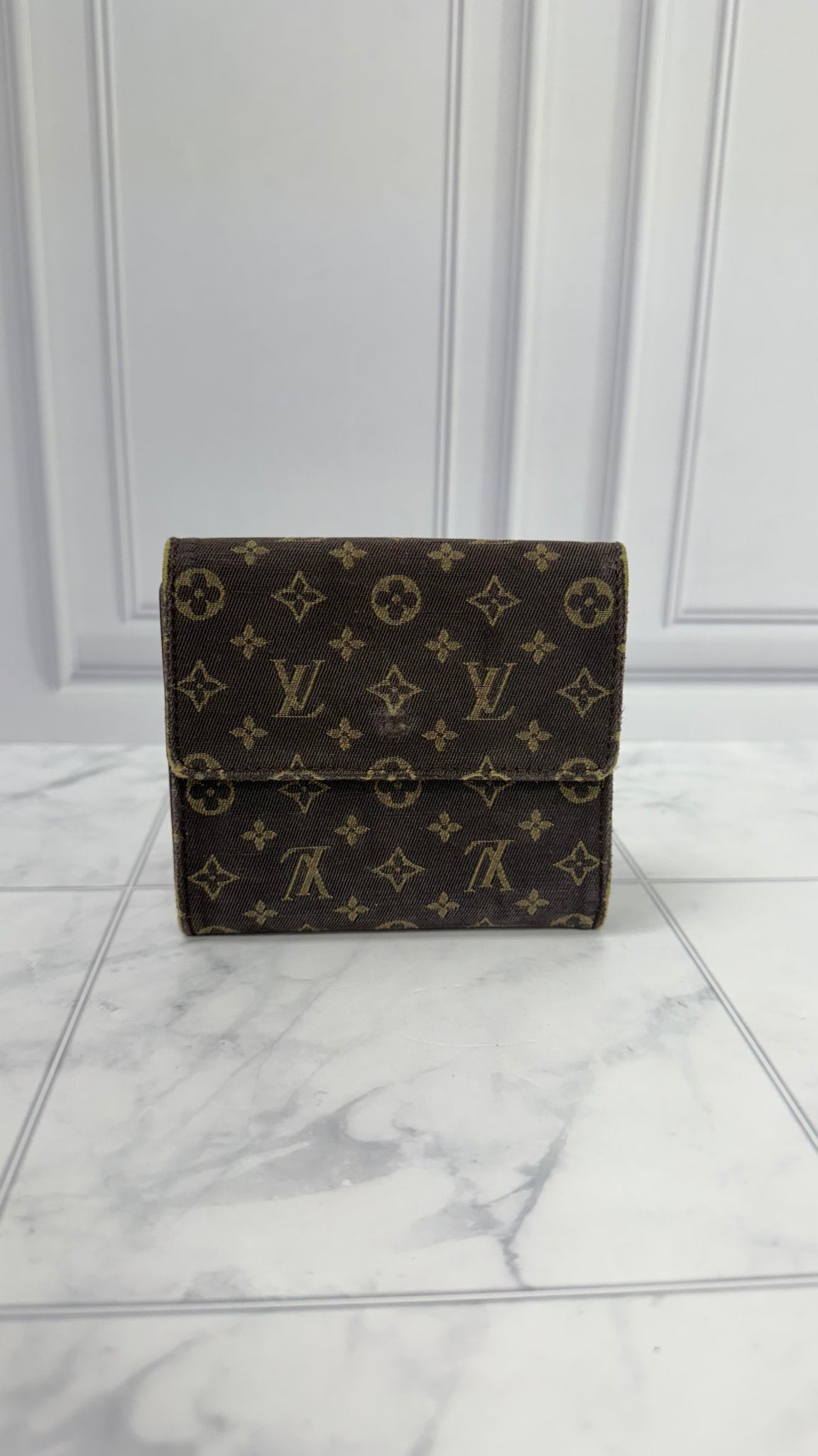 Louis Vuitton Brown Monogram Mini Lin Elise Compact Wallet