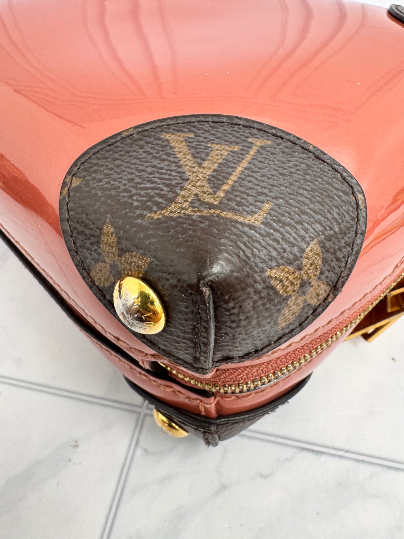 Louis Vuitton Coral Vernis Miroir Venice Bag