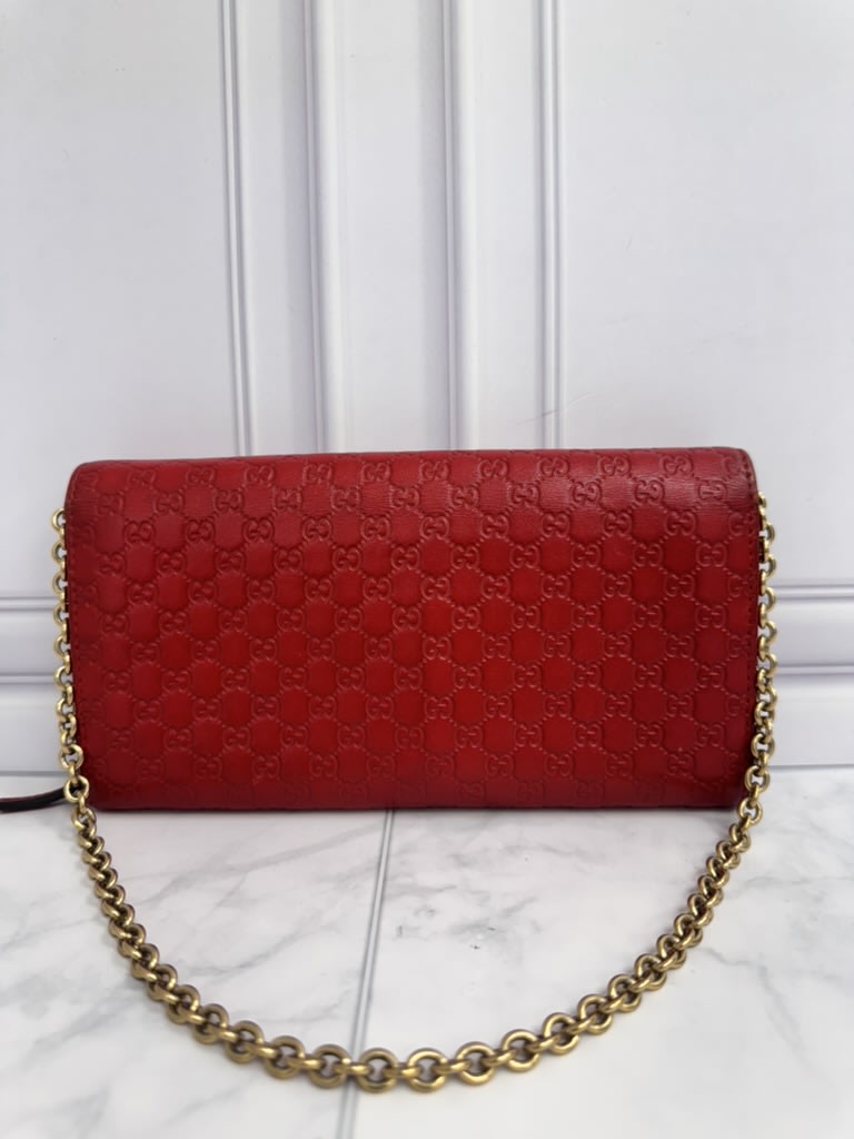 Gucci Red Leather Microguccissima Heart Wallet On A Chain
