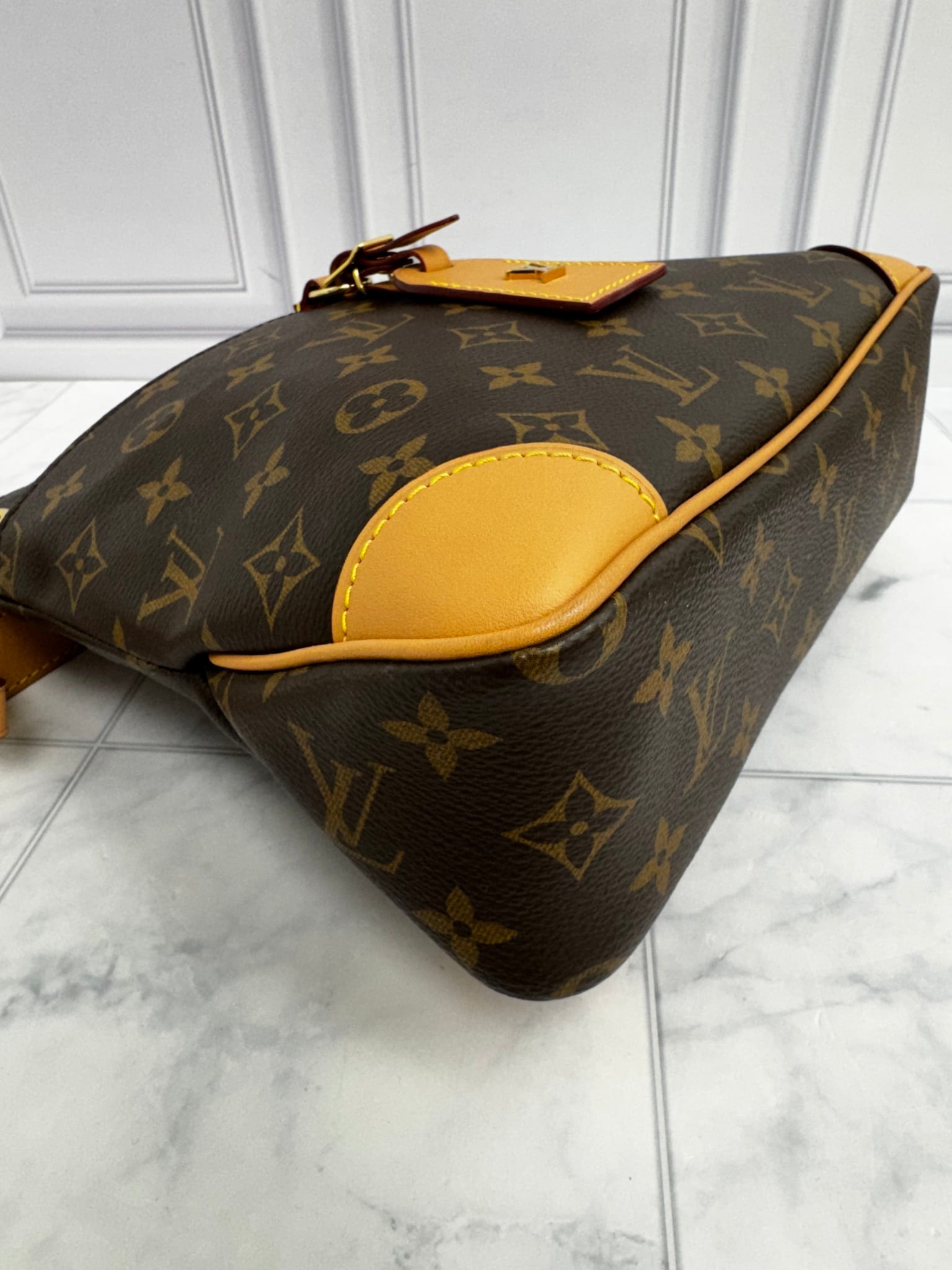  Louis Vuitton Monogram Odeon Crossbody Bag PM 