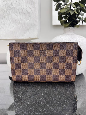 Louis Vuitton Damier Ebene Marais Pouch