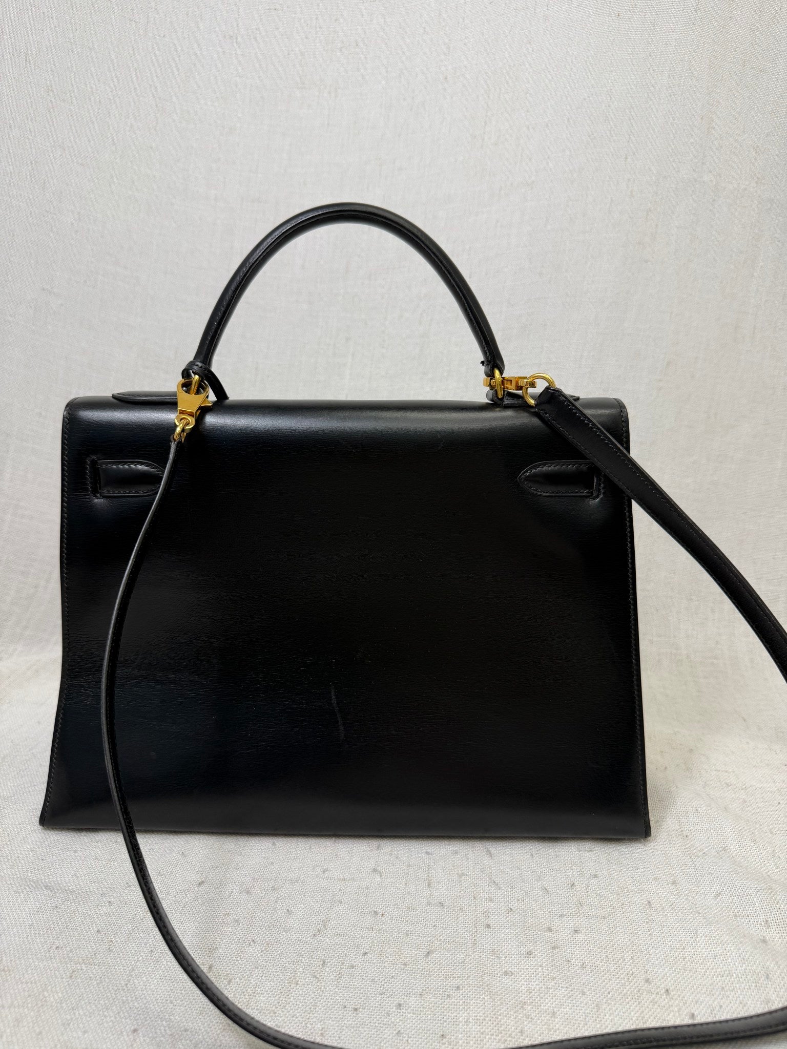 Hermes Black Box Leather Kelly 32 Handbag