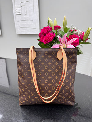 LIKE NEW - Louis Vuitton Monogram Carry It Tote Bag