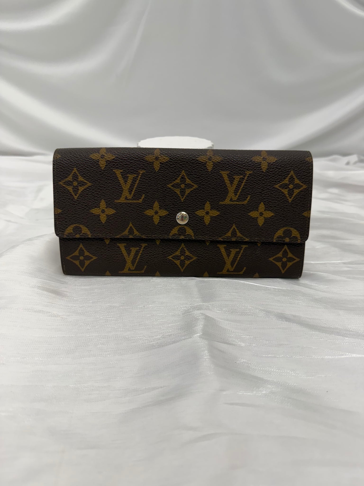 Louis Vuitton Monogram Vintage Sarah Wallet