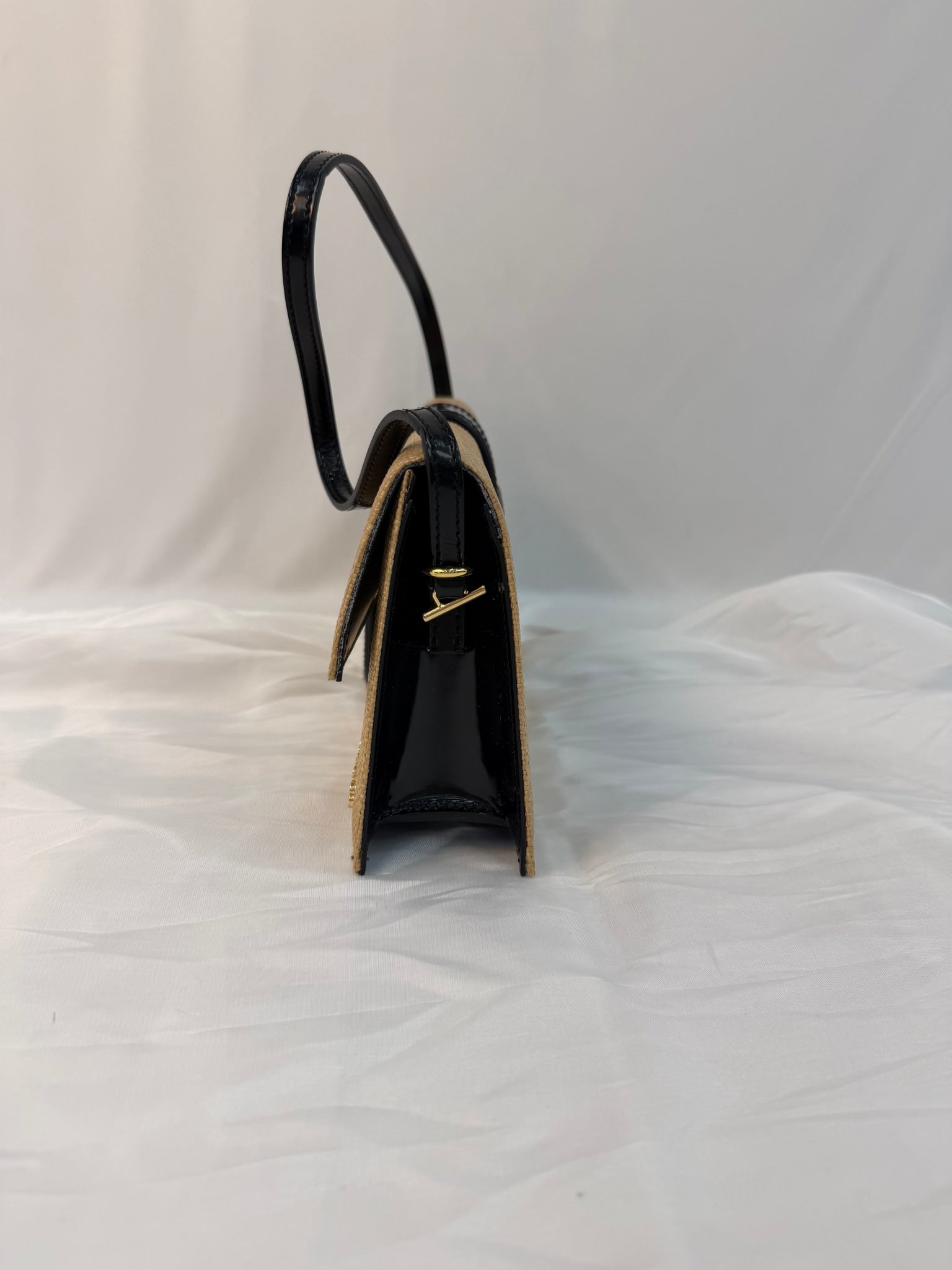 LIKE NEW- Jacquemus Raffia Le Grand Bambino Shoulder Bag