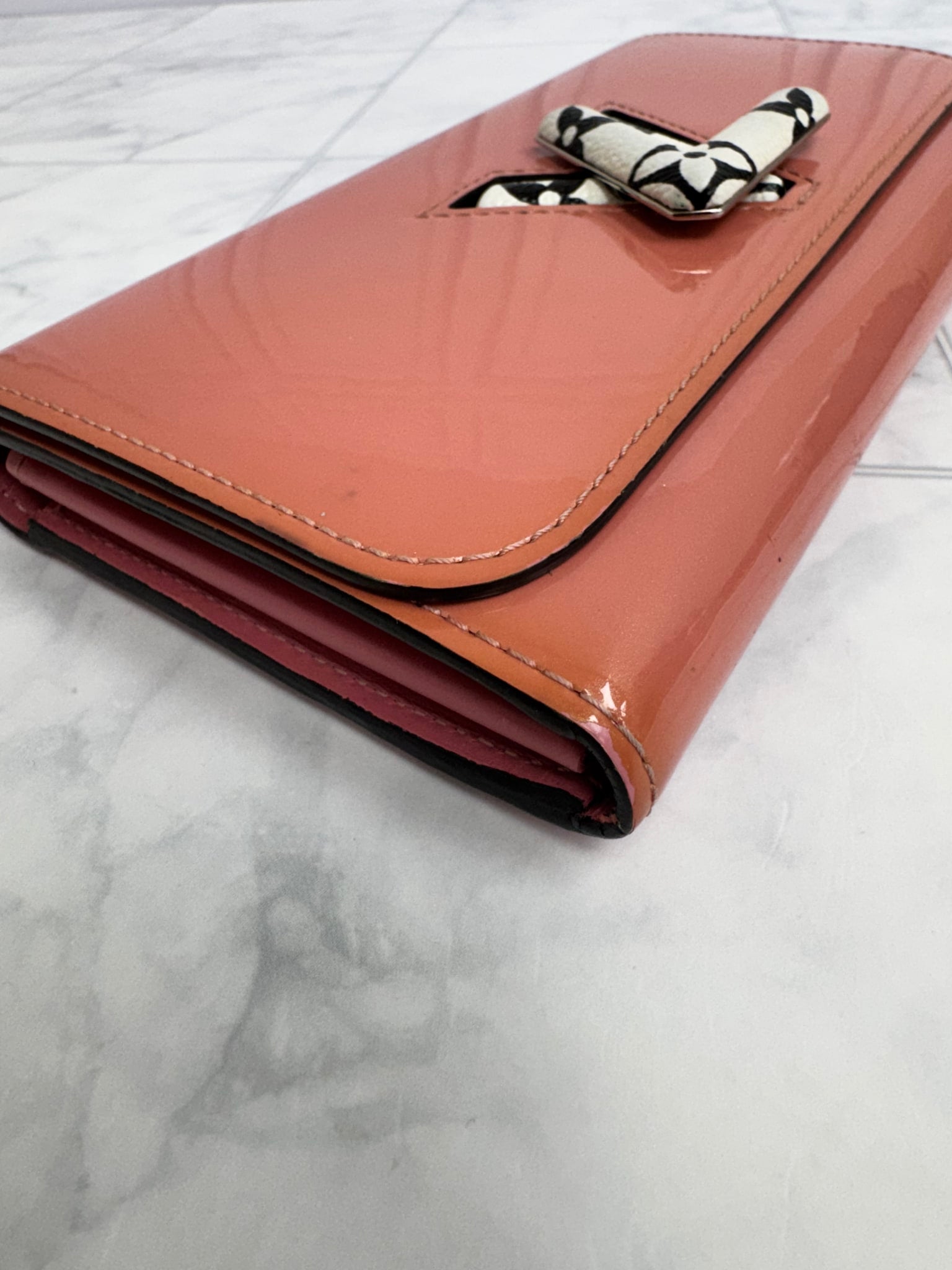 Louis Vuitton Pink Vernis Twist Long Wallet