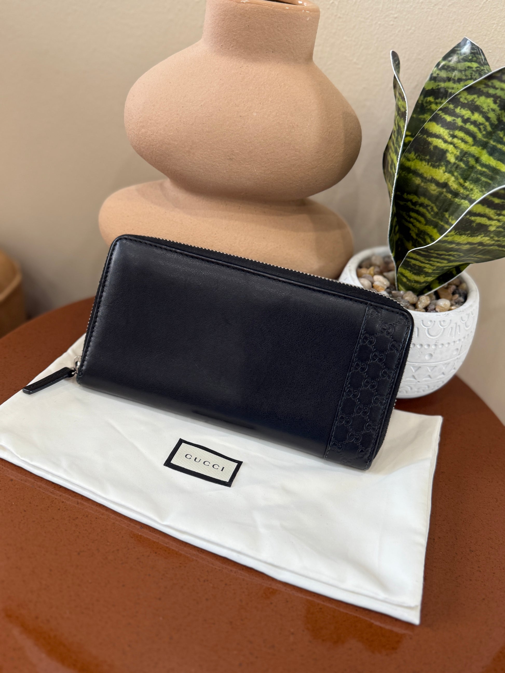 Gucci Black Microguccissima Leather Long Wallet