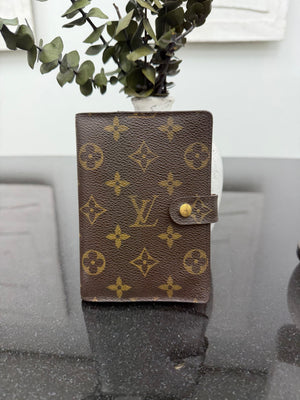 Louis Vuitton Monogram Passport Agenda PM