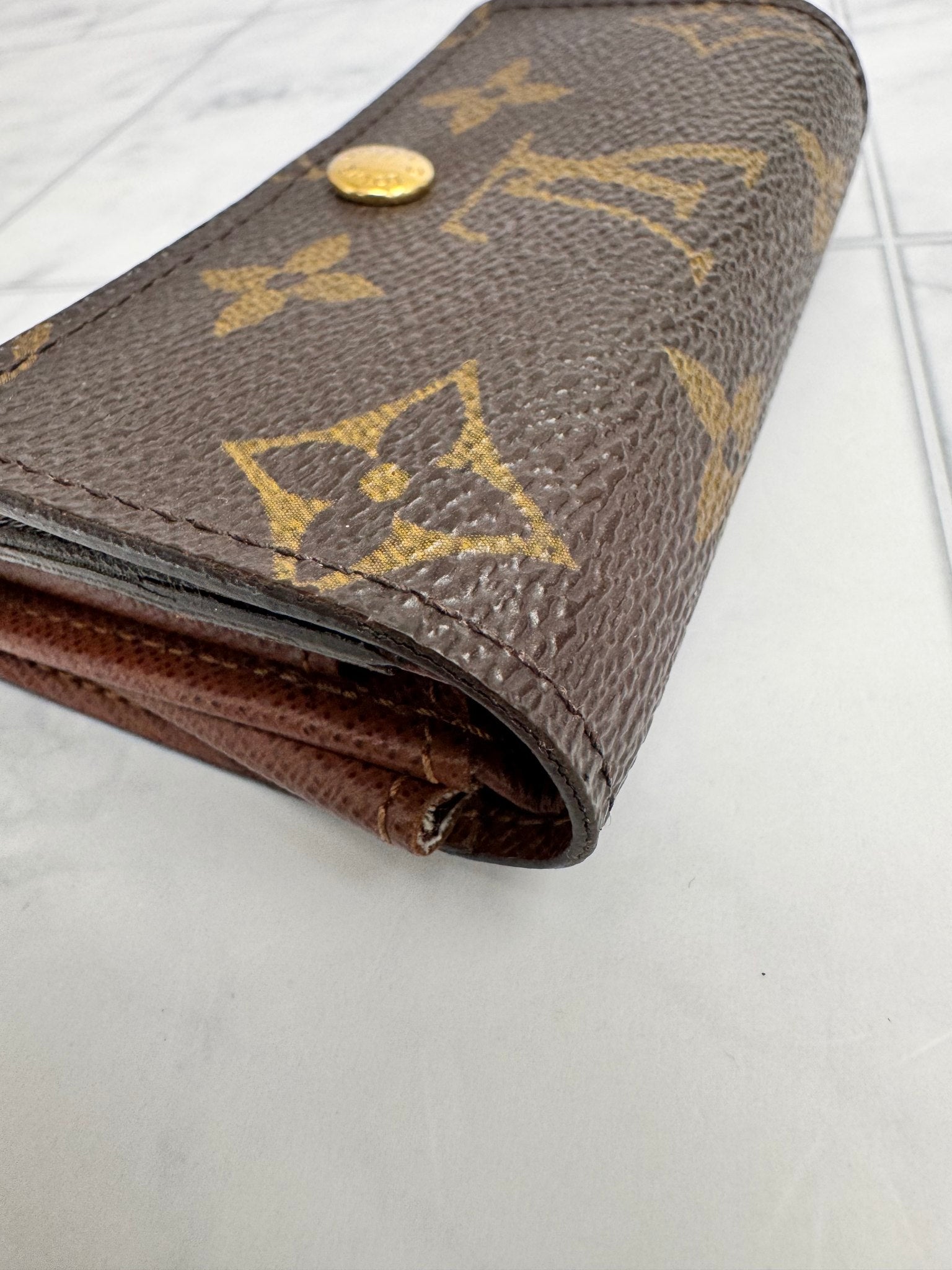Louis Vuitton Monogram Porte-Monnaie Plat Coin Purse