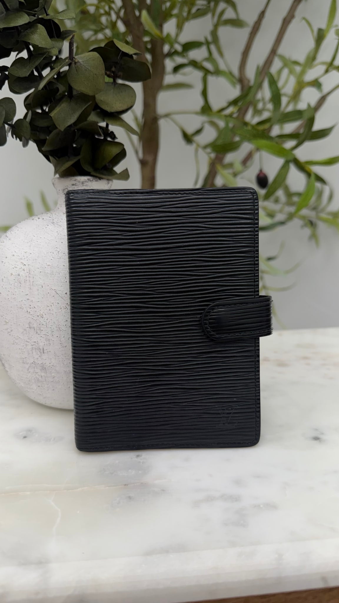 Louis Vuitton Black Epi Passport Agenda PM