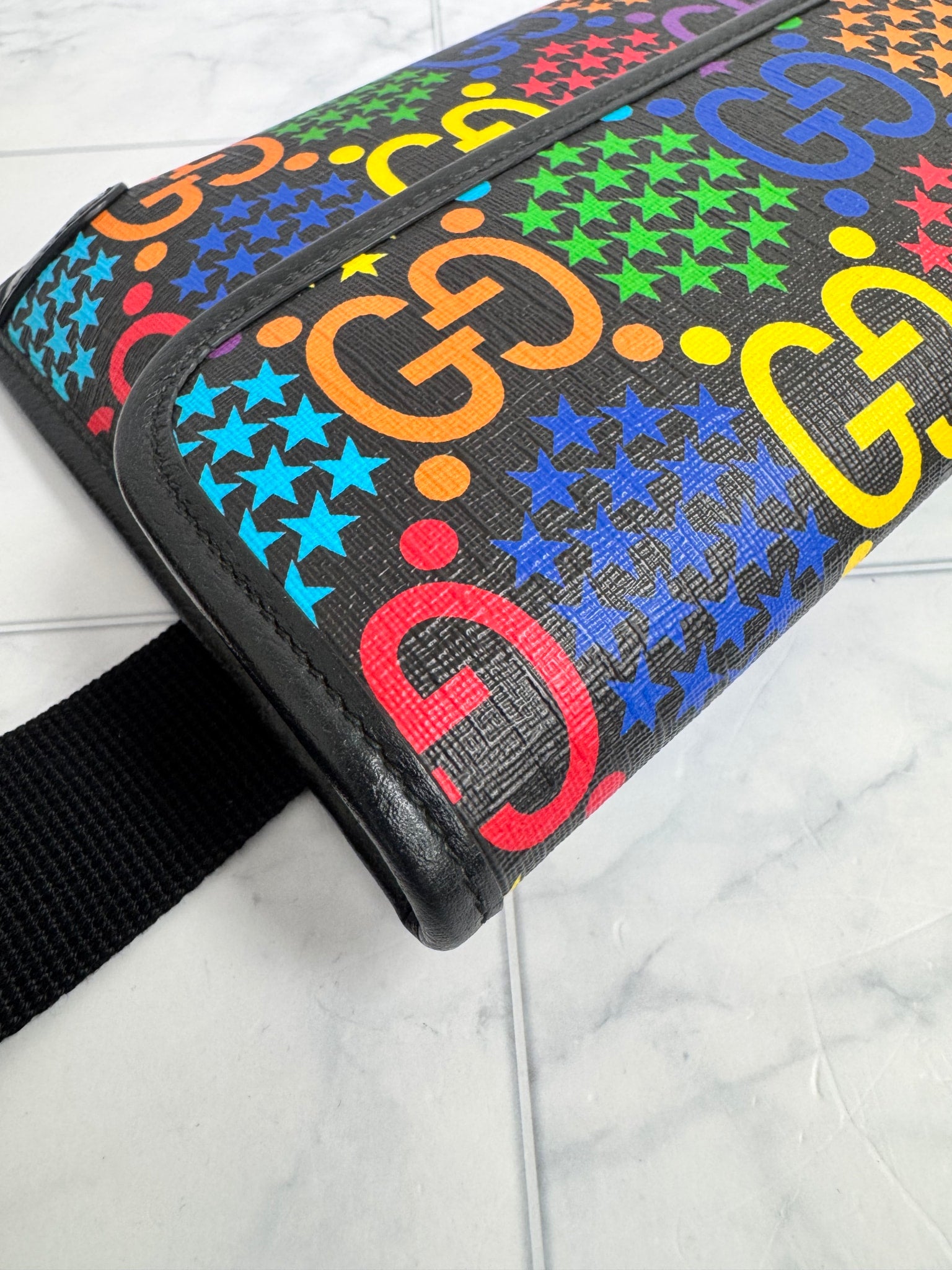 Gucci Black Multicolor GG Supreme Psychedelic Belt Bag
