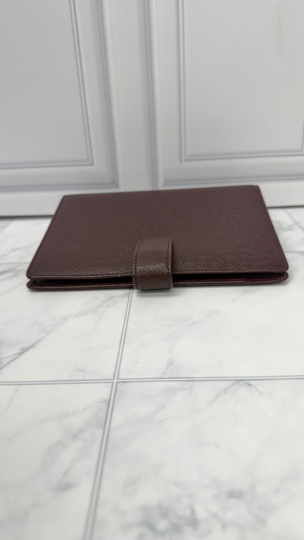 Louis Vuitton Burgundy Taiga Leather Notebook Agenda Cover MM 
