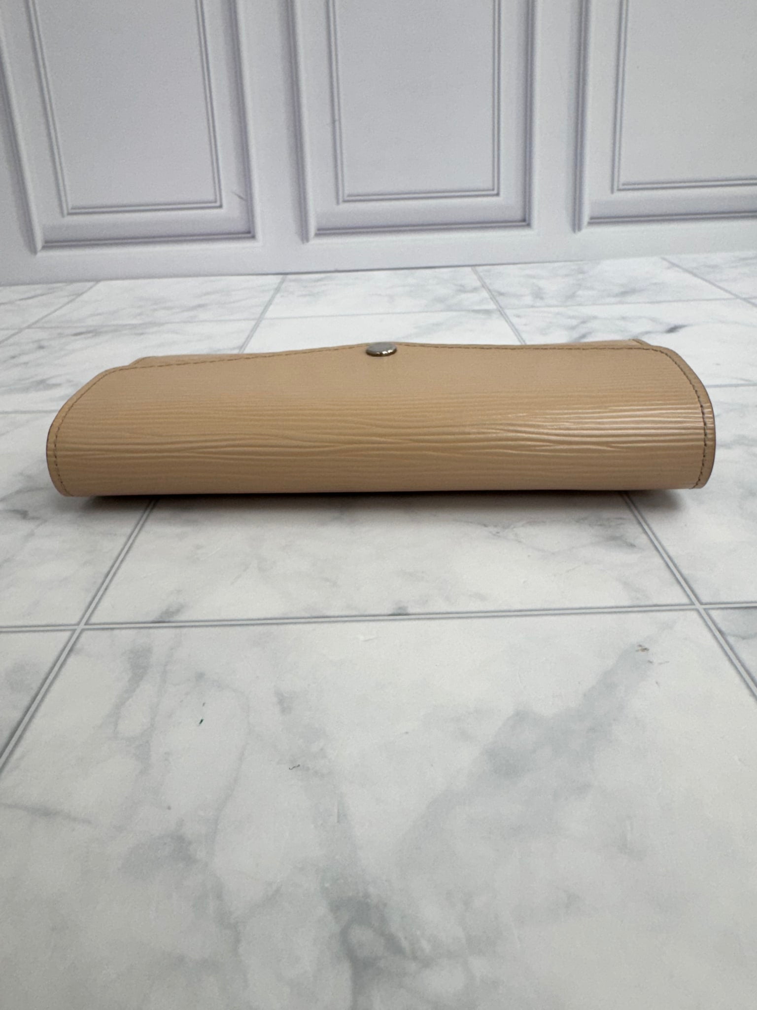 Louis Vuitton Beige Epi Leather Sarah Wallet