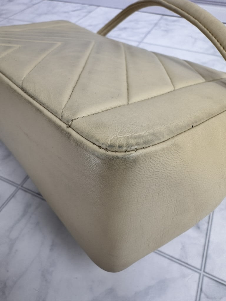 Chanel Beige Chevron Quilted Leather V-Flap Envelope Shoulder Bag