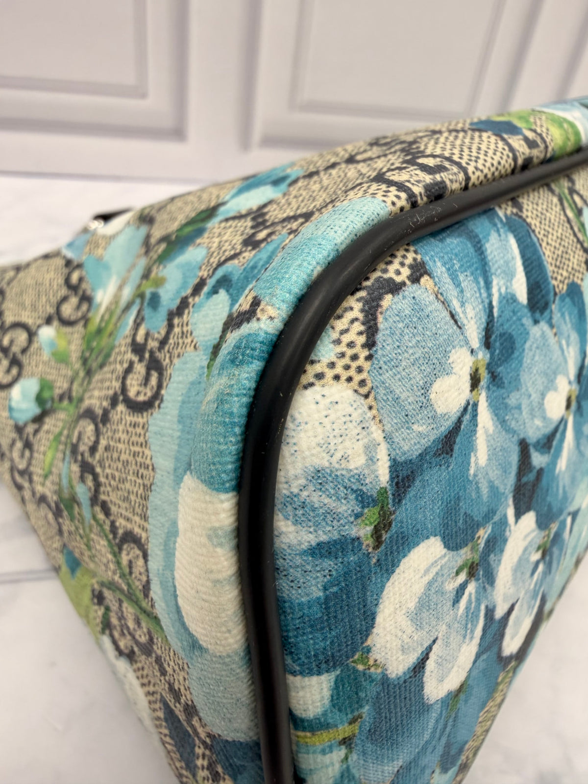 Gucci GG Supreme Blooms Small Tote Bag