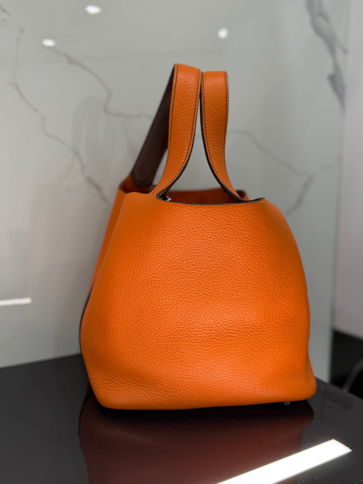 Hermes Orange Taurillon Clemence Picotin 18 PM