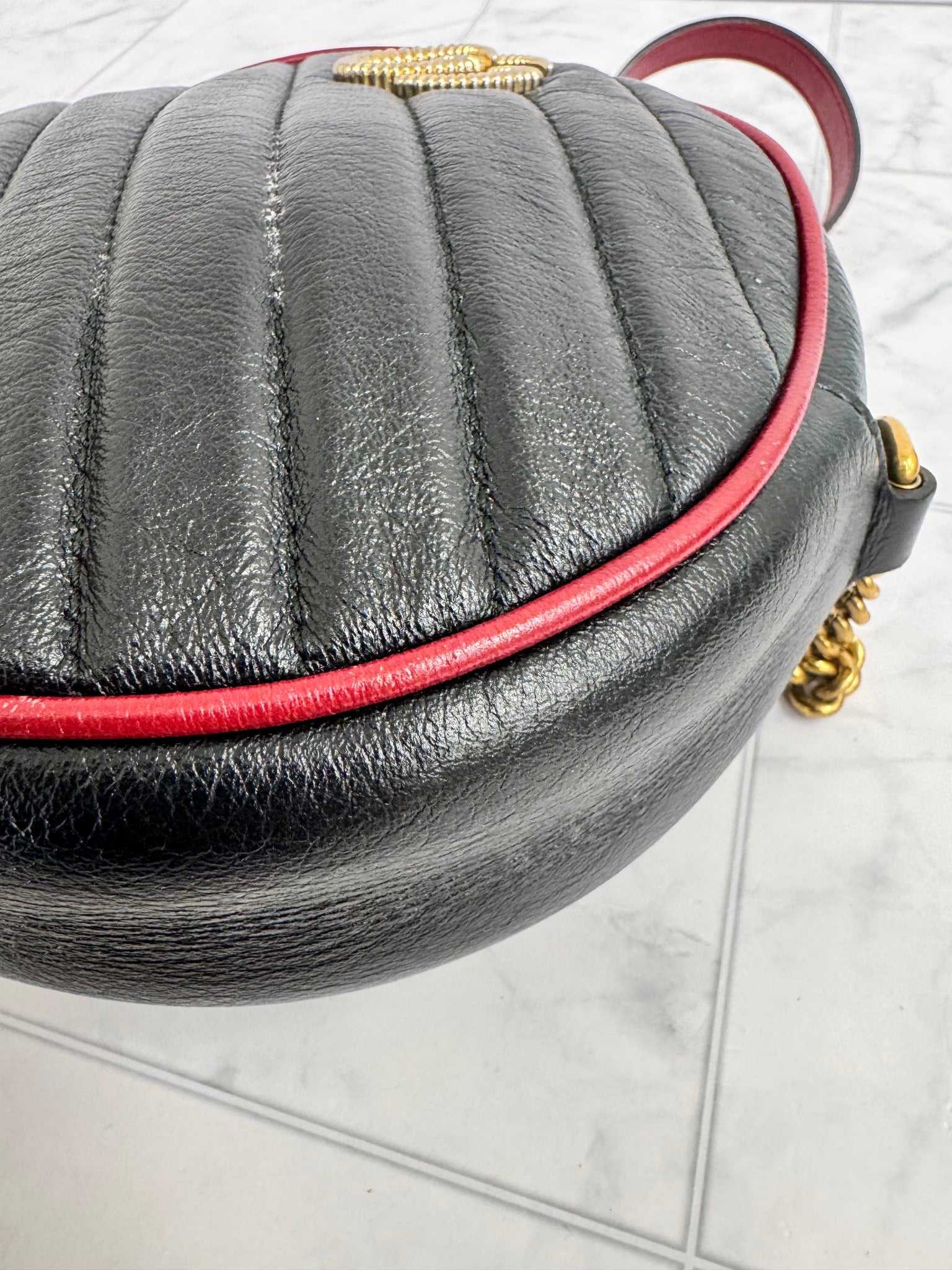 Gucci Black And Red Diagonal Quilted Leather Mini Round Shoulder Bag