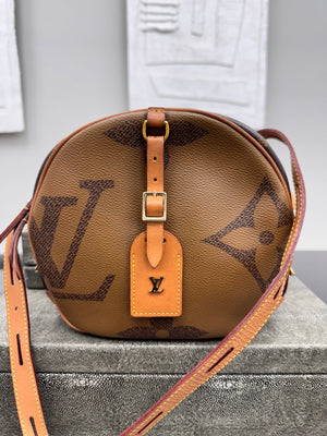 Louis Vuitton Brown Monogram Giant Reverse Boite Chapeau Souple Crossbody Bag MM