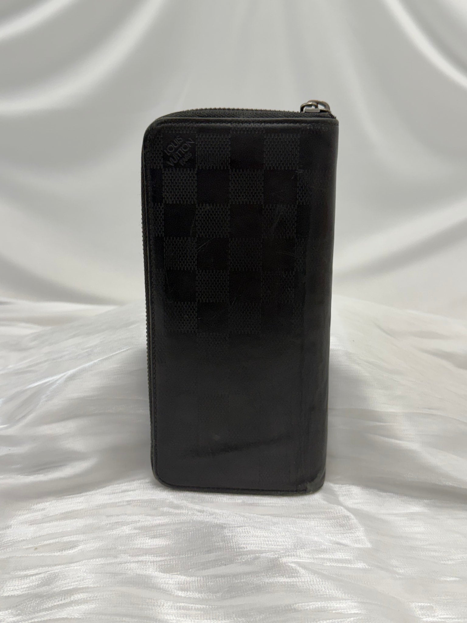 Louis Vuitton Black Damier Infini Vertical Zippy Wallet