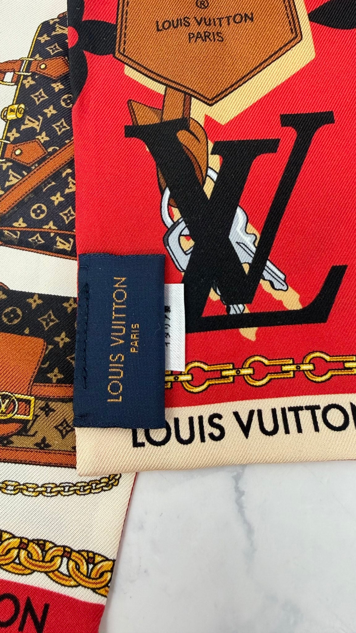 LIKE NEW -  Louis Vuitton Red Multicolor Silk Tribute To Bandeau Twilly 