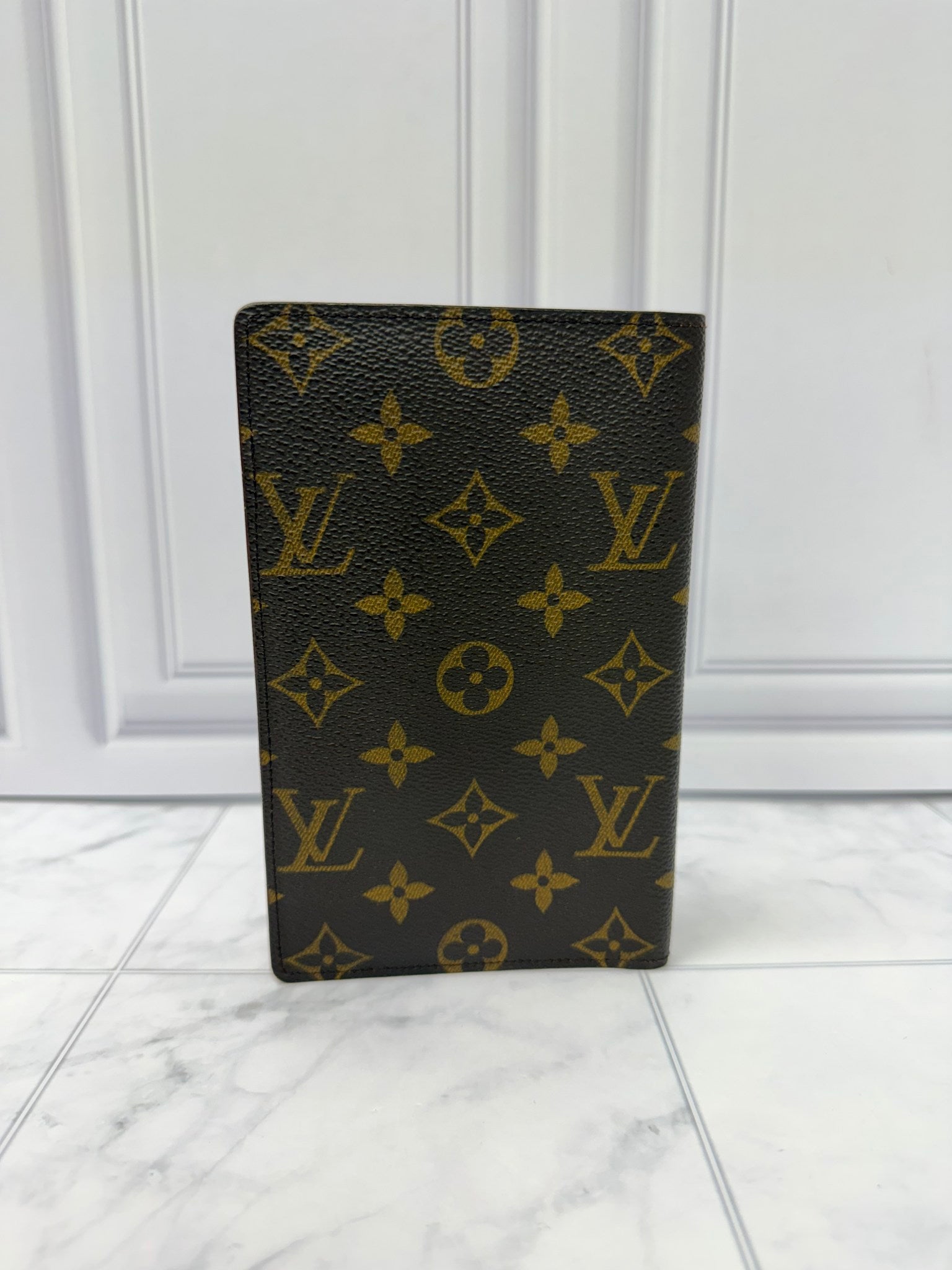 Louis Vuitton Monogram Travel Wallet 
