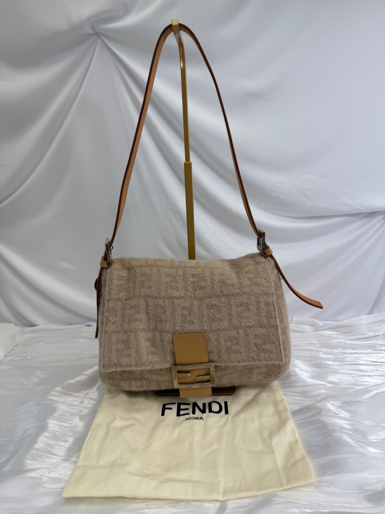 Fendi Beige Wool Mamma Baguette