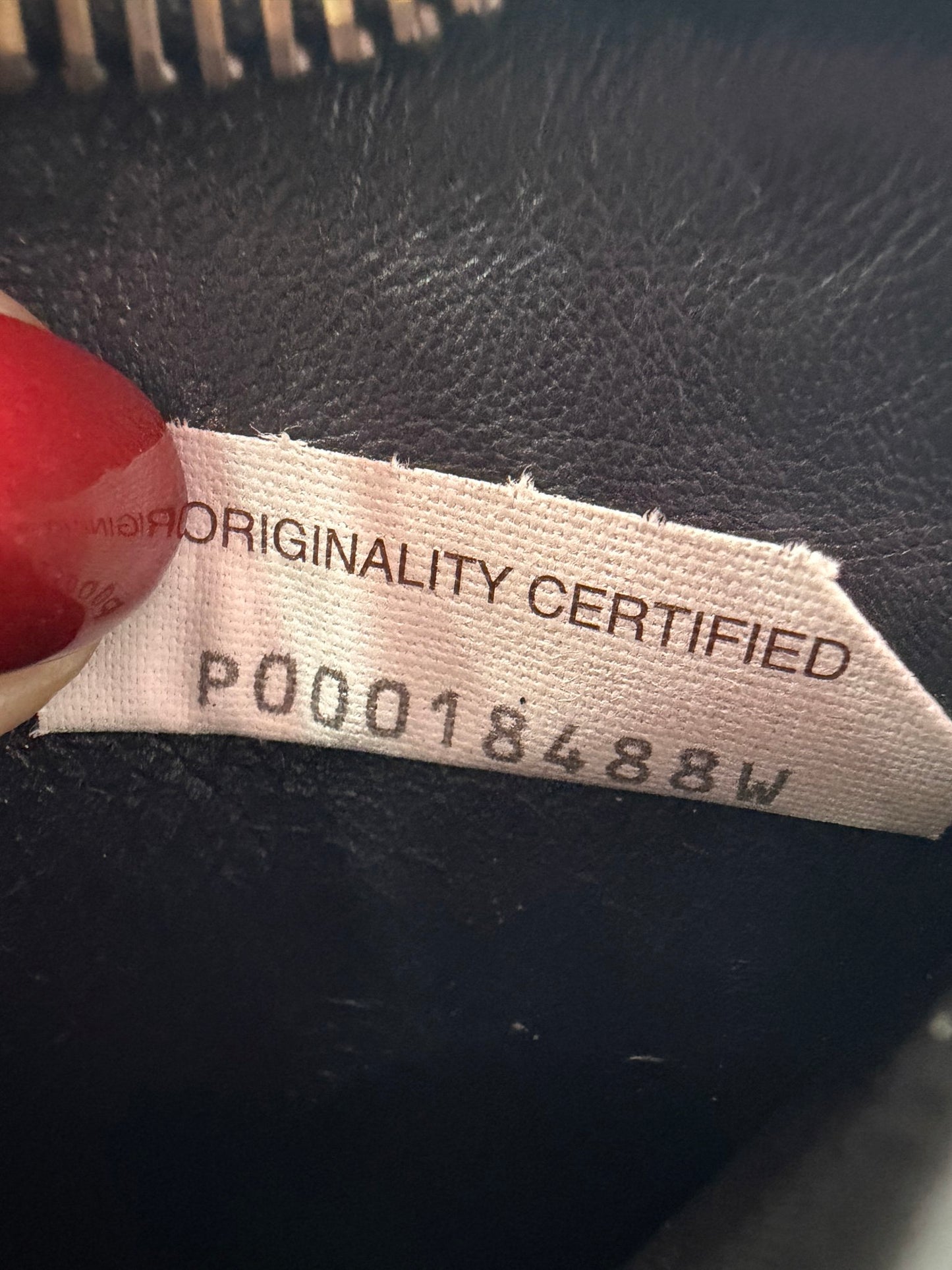 https://res.cloudinary.com/dyql5hig8/image/upload/v1759522472/r6u32o0cjigg3g8if9ea.jpg