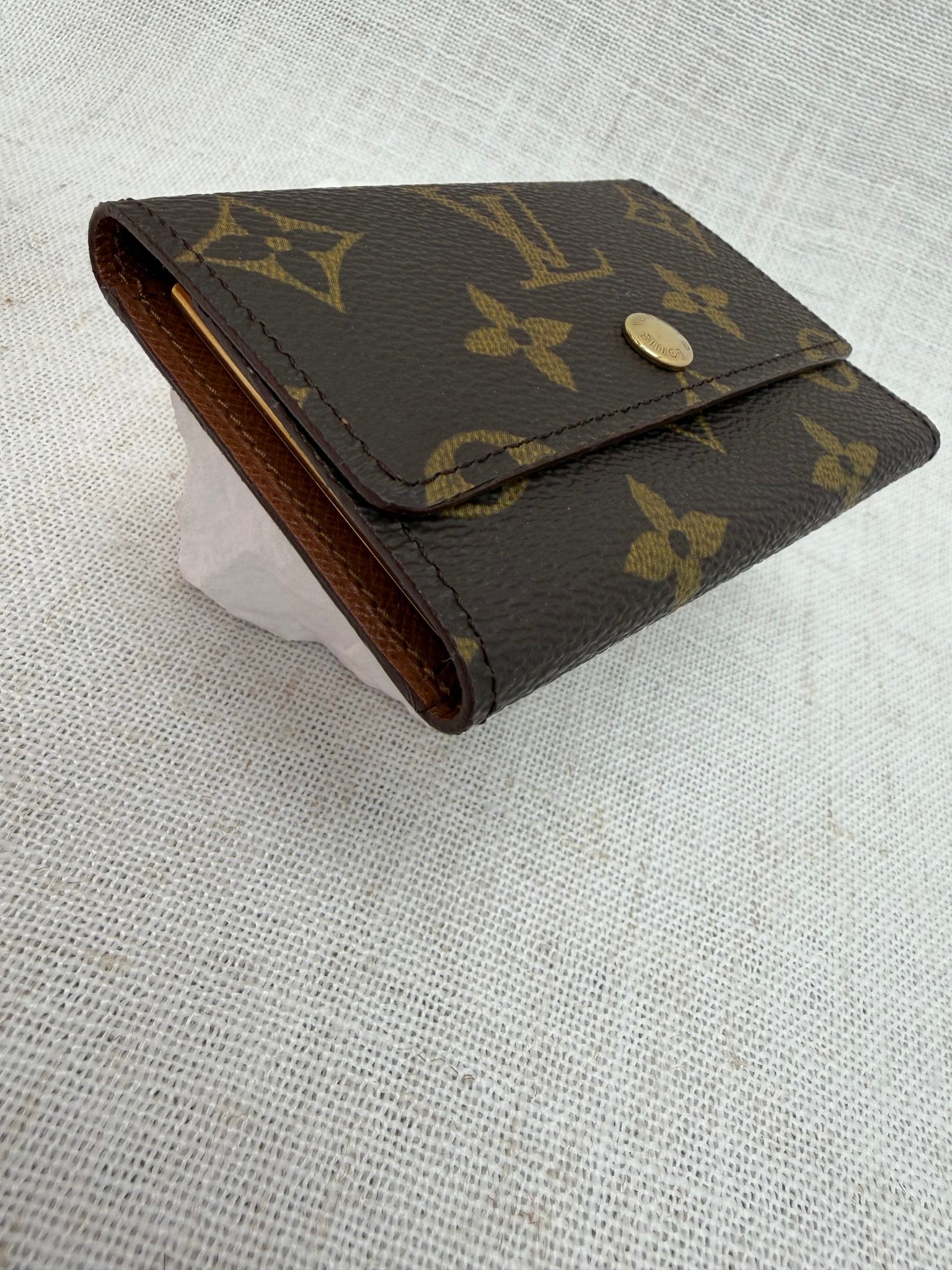 Louis Vuitton Monogram 6 Key Ring Case