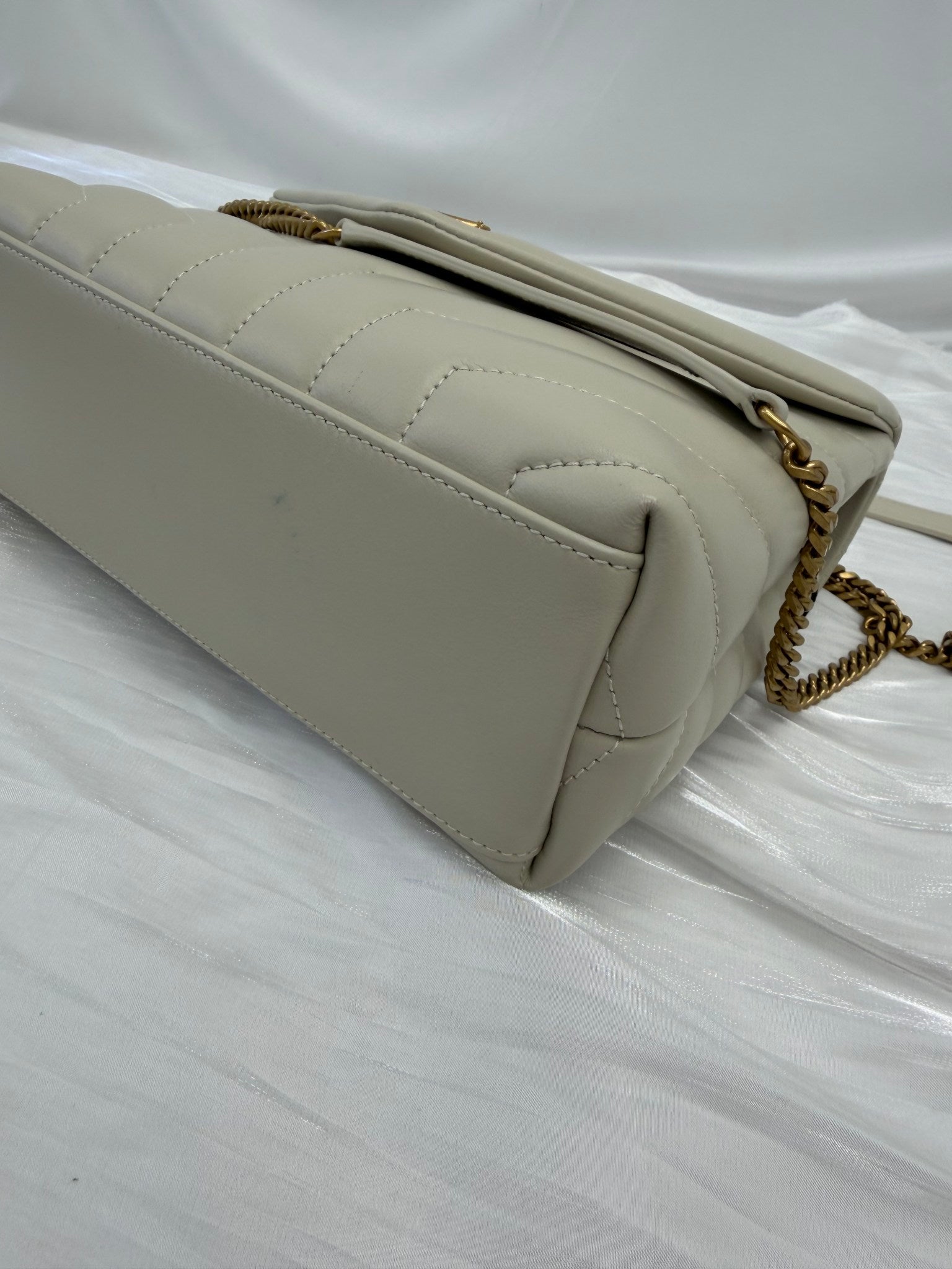 LIKE NEW- Saint Laurent YSL Beige Chevron Leather Small Loulou Bag