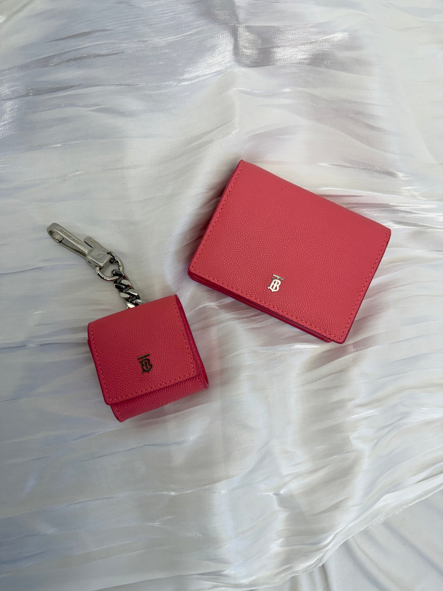Burberry Pink Pebbled Leather Compact Wallet on a Chain & Airpod Case 