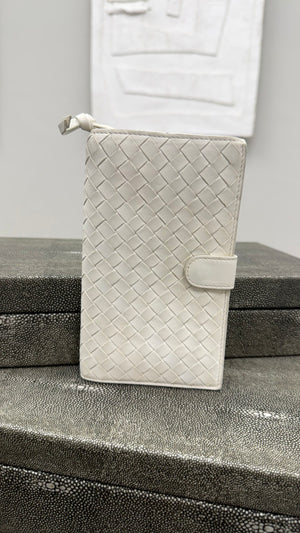 Bottega Veneta White Intrecciato Leather Compact Wallet