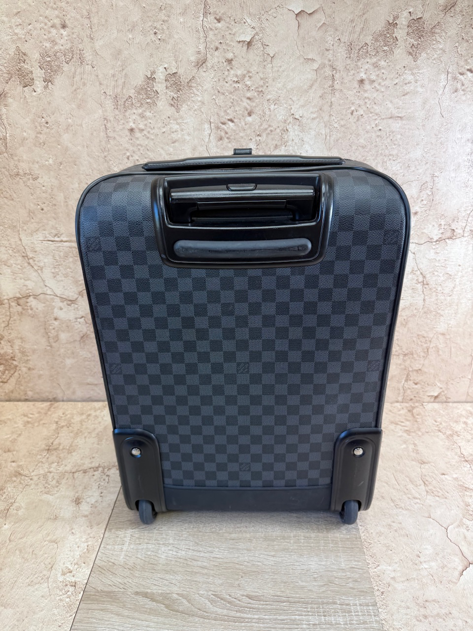 Louis Vuitton Damier Graphite Pegase Luggage 55