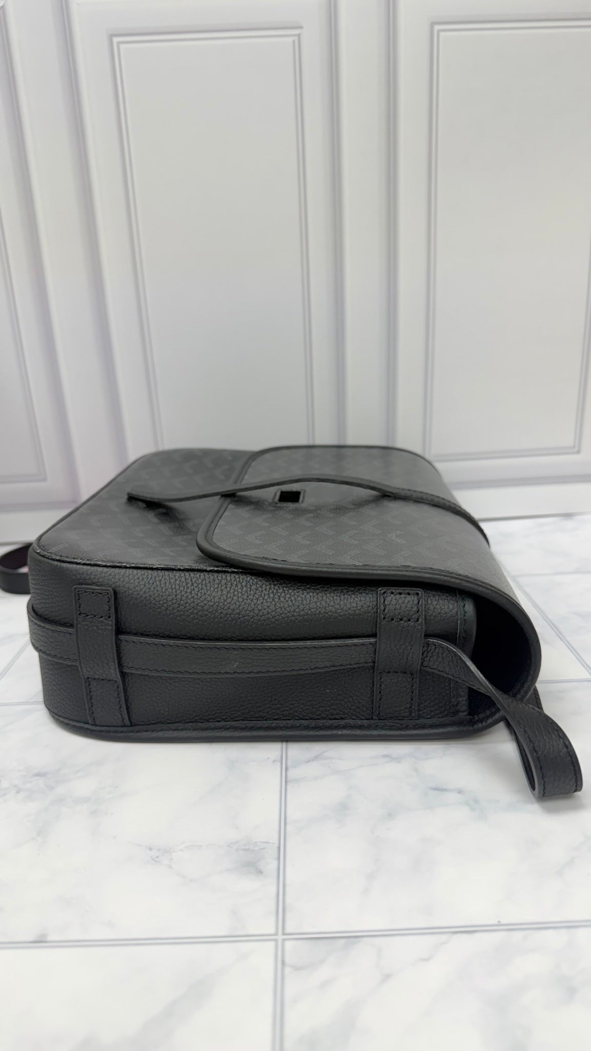 Goyard Black Goyardine Messenger Bag