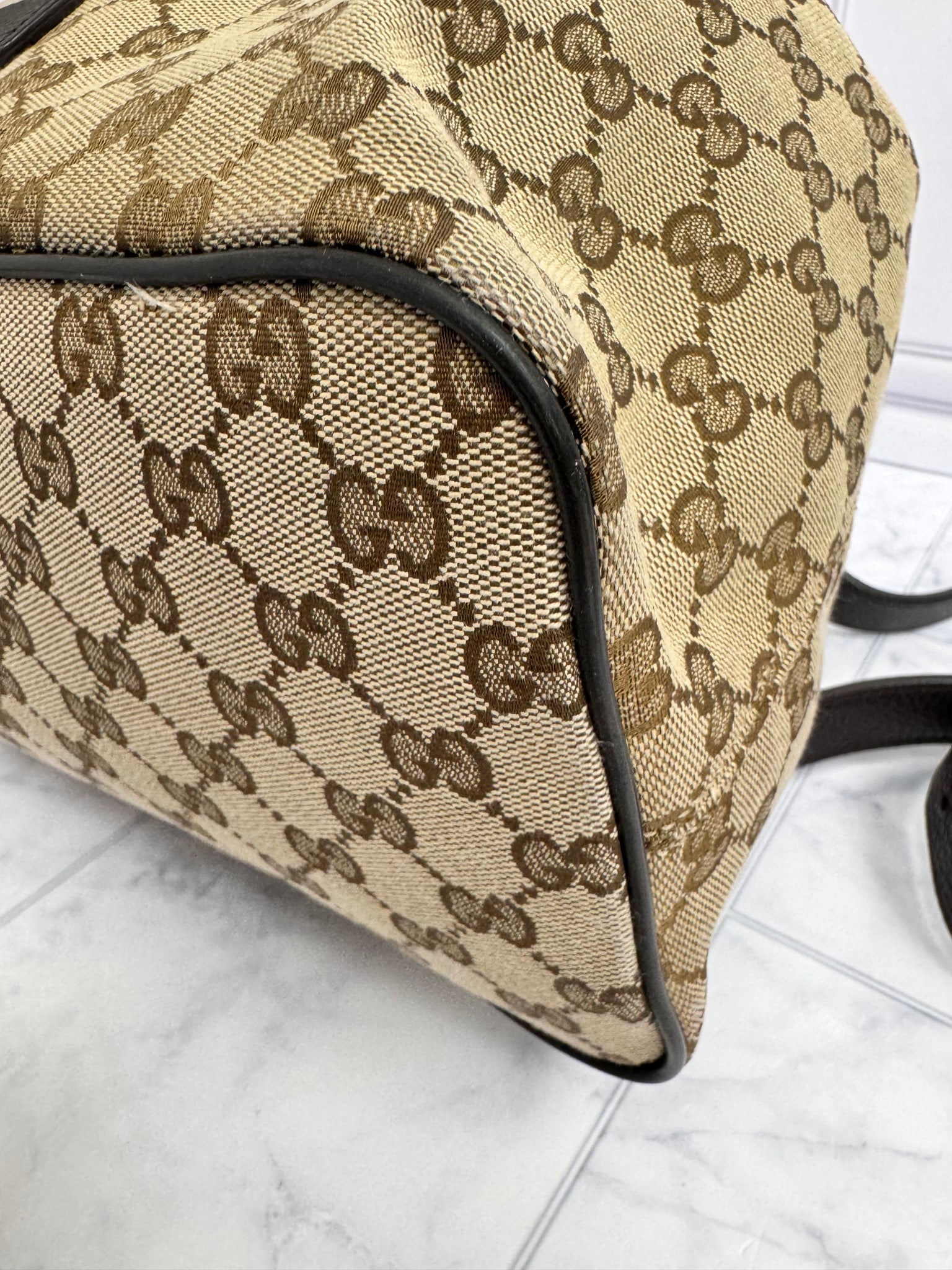 Gucci GG Supreme Canvas Drawstring Backpack