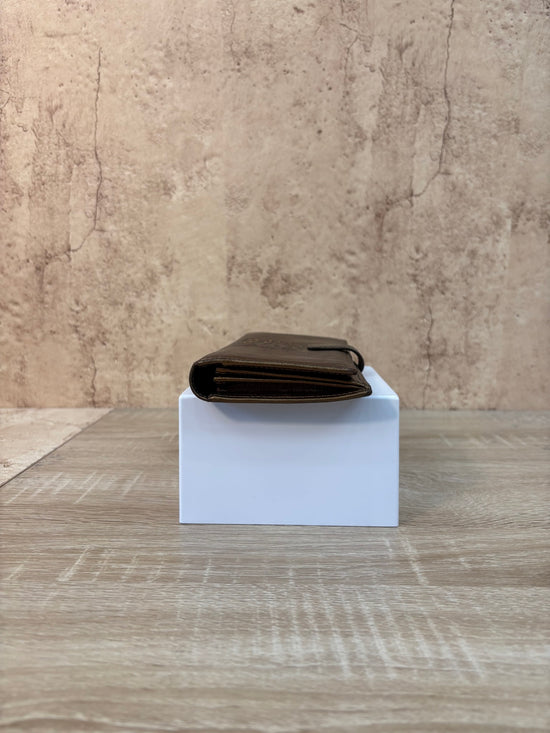 https://res.cloudinary.com/dyql5hig8/image/upload/v1758646421/rjtllhrhnqob36qerrwb.jpg