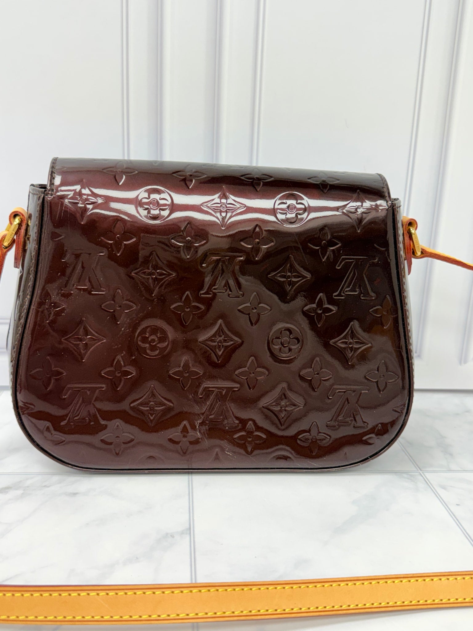 Louis Vuitton Monogram Amarante Vernis Leather Bellflower PM