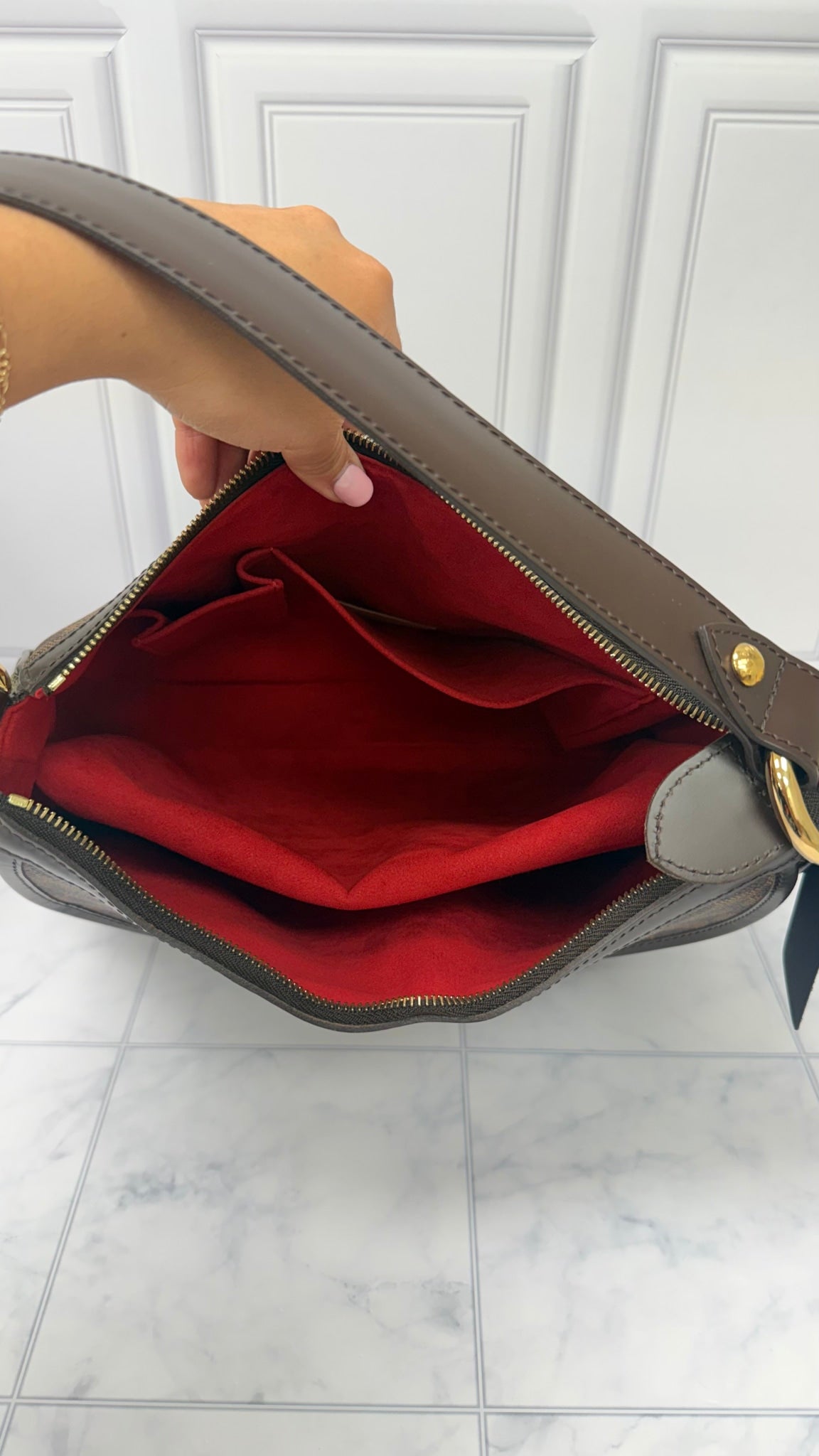 LIKE NEW  - Louis Vuitton Damier Ebene Highbury Shoulder Bag 