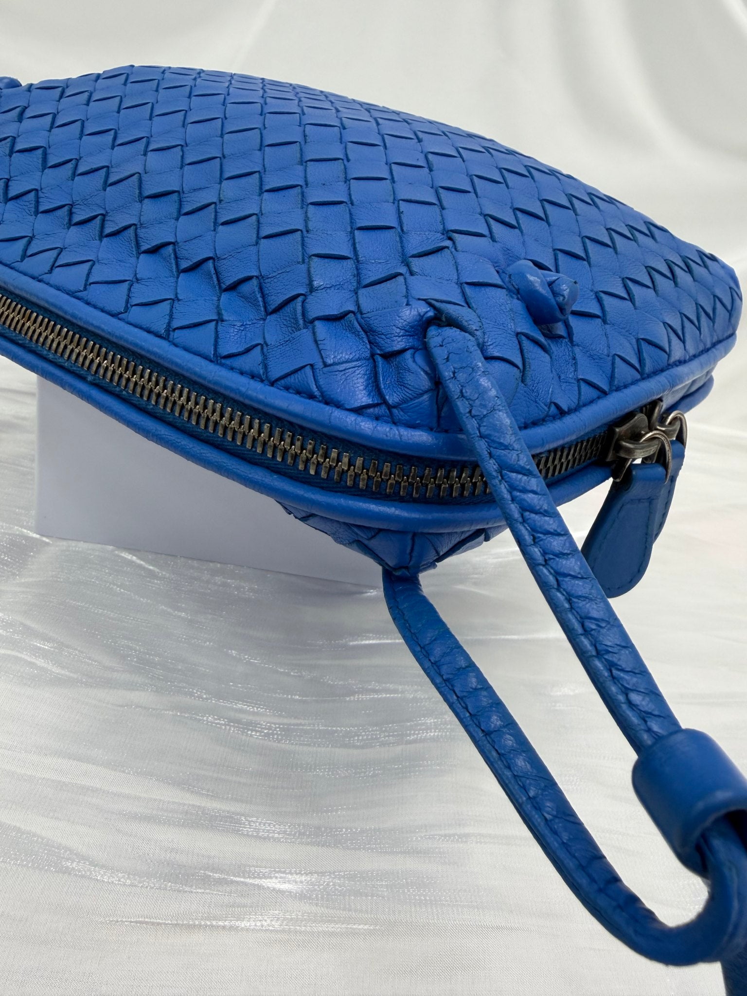 Bottega Veneta Blue Intrecciato Leather Nodini Crossbody 