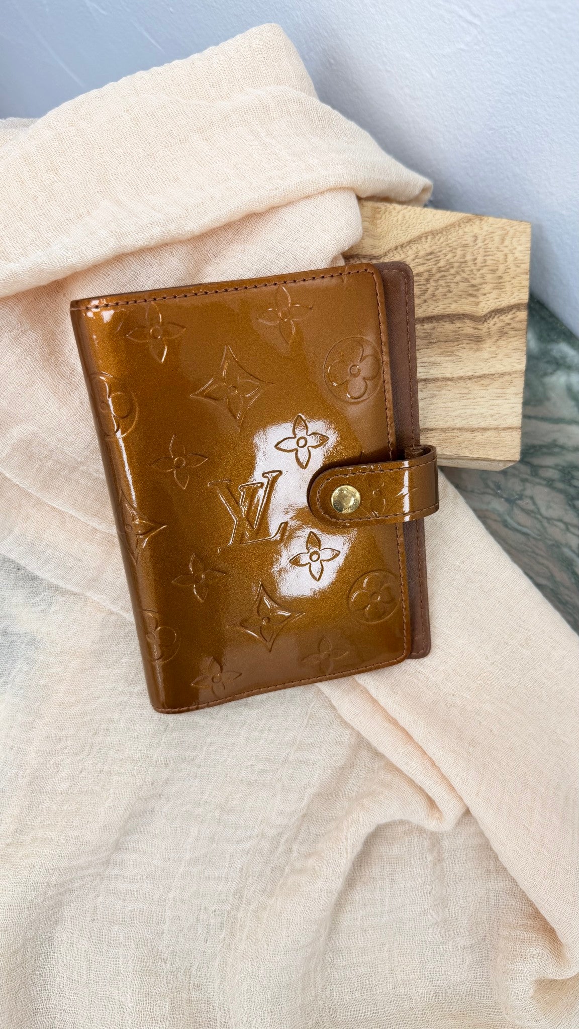 Louis Vuitton Bronze Vernis Leather Passport Agenda PM Cover 