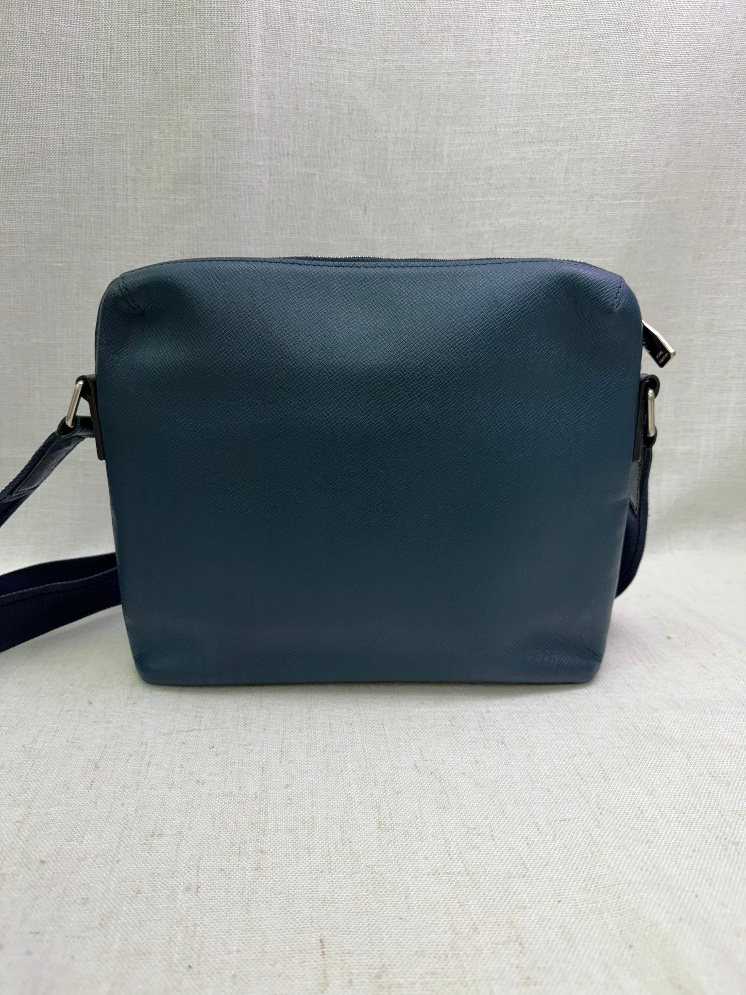 Louis Vuitton Blue Taiga Leather Grigori Messenger Bag